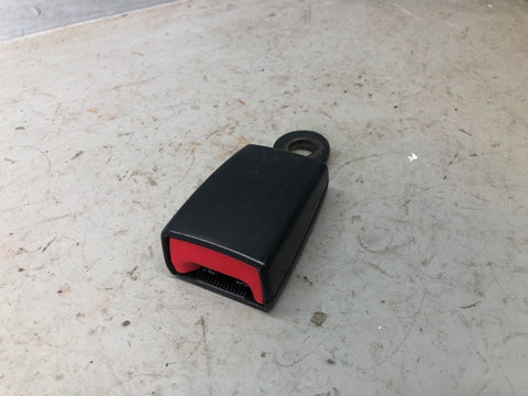 Discovery 4 Seat Belt Buckle Clasp Near Side Rear Land Rover 2009 to 2016 Type 1