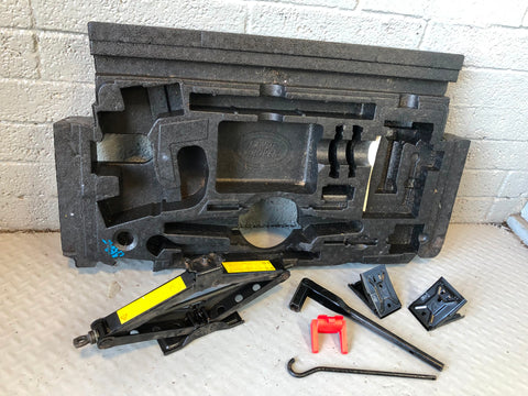 Range Rover Sport Tool Storage Boot with Jack Wheel Brace 2005 to 2013 L19095