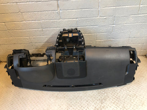 Freelander 2 Dashboard with Airbag Black Land Rover 2006 to 2014 R09125