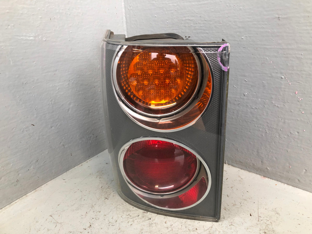 Range Rover L322 Tail Lamp Near Side Rear Light 2002 to 2006 R24036