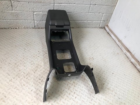 Discovery 2 Centre Console Black Manual Land Rover 1998 to 2004 R19026