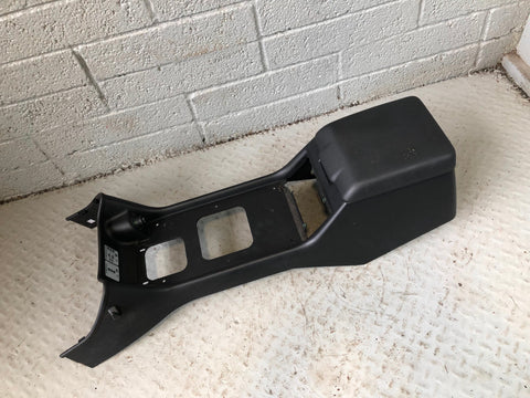 Discovery 2 Centre Console Black Manual Land Rover 1998 to 2004 R19026