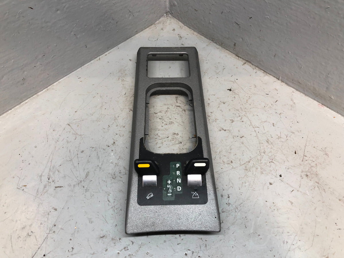 Range Rover L322 Terrain Gear Panel Switch FJV000254LYU 2002 to 2005 R24036
