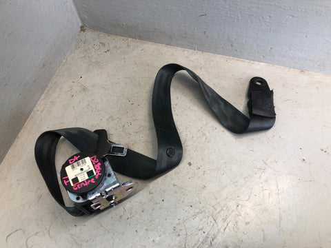 Discovery 4 Seat Belt Centre Rear in Black Land Rover 2009 to 2013 Type 1
