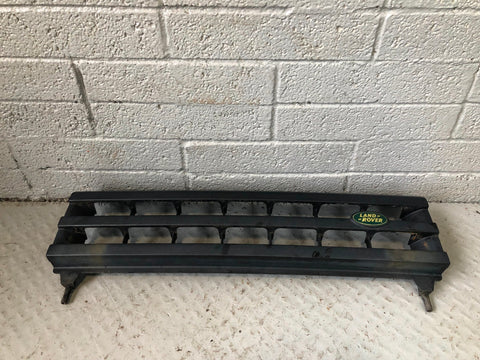 Discovery 2 Front Grille Facelift Land Rover Black 2002 to 2004 R19026