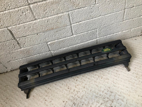 Discovery 2 Front Grille Facelift Land Rover Black 2002 to 2004 R19026