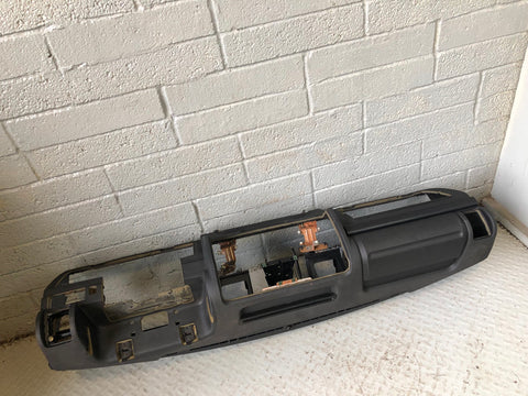 Discovery 2 Dashboard Complete Facelift in Black 2002 to 2004 R19026