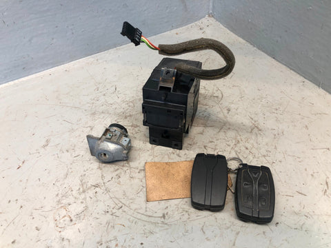 Freelander 2 Ignition Barrel with 2 Key Door Lock Land Rover 2006 to 2015 R09125