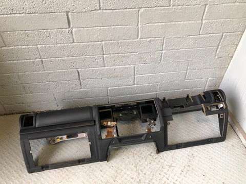 Discovery 2 Dashboard Complete Facelift in Black 2002 to 2004 R19026