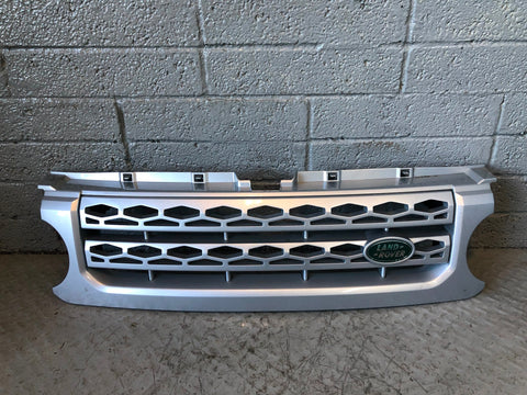 Discovery 4 Grille Front Silver Land Rover 2009 to 2016 L05125