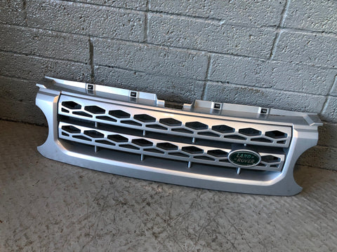 Discovery 4 Grille Front Silver Land Rover 2009 to 2016 L05125