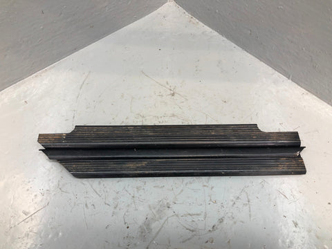 Discovery 2 Sill Trim Interior Near Side Rear Land Rover 1998 to 2004 R19026