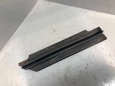 Discovery 2 Sill Trim Interior Near Side Rear Land Rover 1998 to 2004 R19026