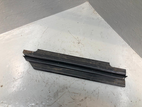 Discovery 2 Sill Trim Interior Near Side Rear Land Rover 1998 to 2004 R19026