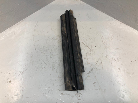 Discovery 2 Sill Trim Interior Near Side Rear Land Rover 1998 to 2004 R19026