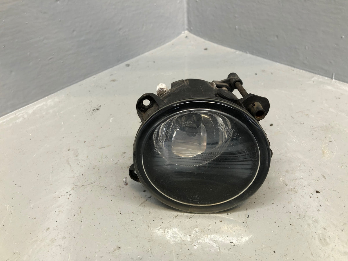 Range Rover Sport Fog Light Assembly Off Side Front XBJ000080 2005 to 2009