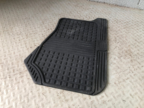 Discovery 4 Floor Mats Rubber Genuine Land Rover 2009 to 2016 D28046
