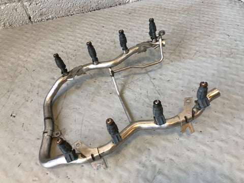 Range Rover L322 Fuel Injector Rail and Injectors 4.4 V8 Petrol 2002 to 2006