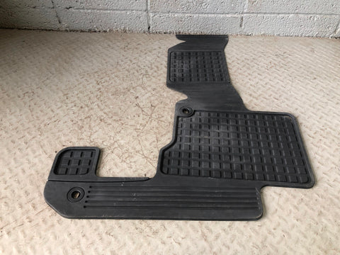 Discovery 4 Floor Mats Rubber Genuine Land Rover 2009 to 2016 D28046