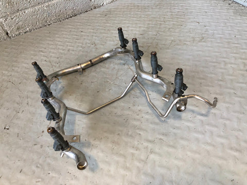 Range Rover L322 Fuel Injector Rail and Injectors 4.4 V8 Petrol 2002 to 2006