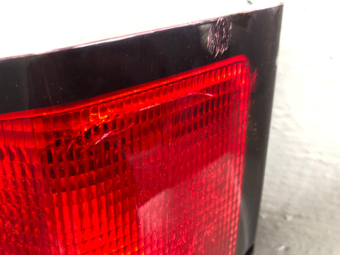 Discovery 2 Rear Light Upper Facelift Near Side Land Rover 2002 to 2004 R19026