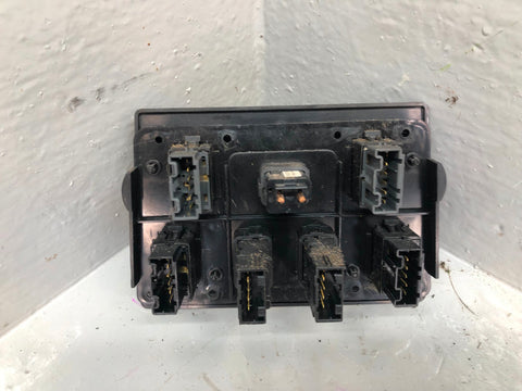 Discovery 2 Electric Window Switch Pack Black Land Rover 2002 to 2004 R19026