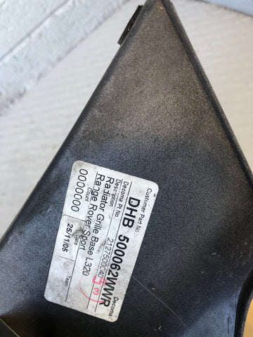 Range Rover Sport Front Grille Pre Facelift in Grey L320 2005 to 2009