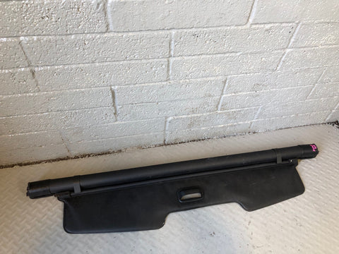 Range Rover Sport Retractable Load Cover in Black L320 2005 to 2013 L19095