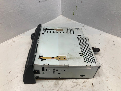 Discovery 2 Stereo Head Unit Radio Cassette XQD000110PUY Land Rover R19026