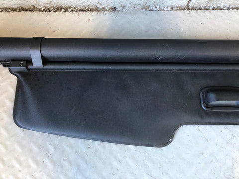 Range Rover Sport Retractable Load Cover in Black L320 2005 to 2013 L19095