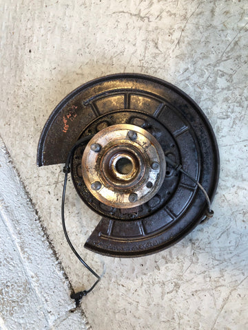 Discovery 4 Hub and ABS Sensor Near Side Rear Land Rover 2009 to 2014 L05125