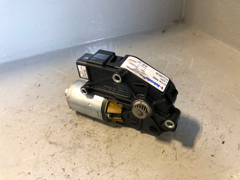 Range Rover L322 Electric Sunroof Motor EGQ000020 2006 to 2009