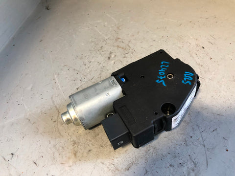 Range Rover L322 Electric Sunroof Motor EGQ000020 2006 to 2009