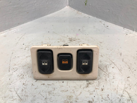 Discovery 2 Sunroof Switches And Housing Land Rover 1998 to 2004