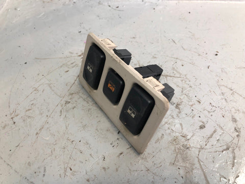 Discovery 2 Sunroof Switches And Housing Land Rover 1998 to 2004