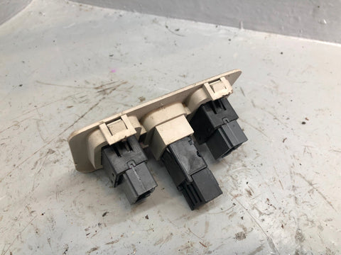Discovery 2 Sunroof Switches And Housing Land Rover 1998 to 2004