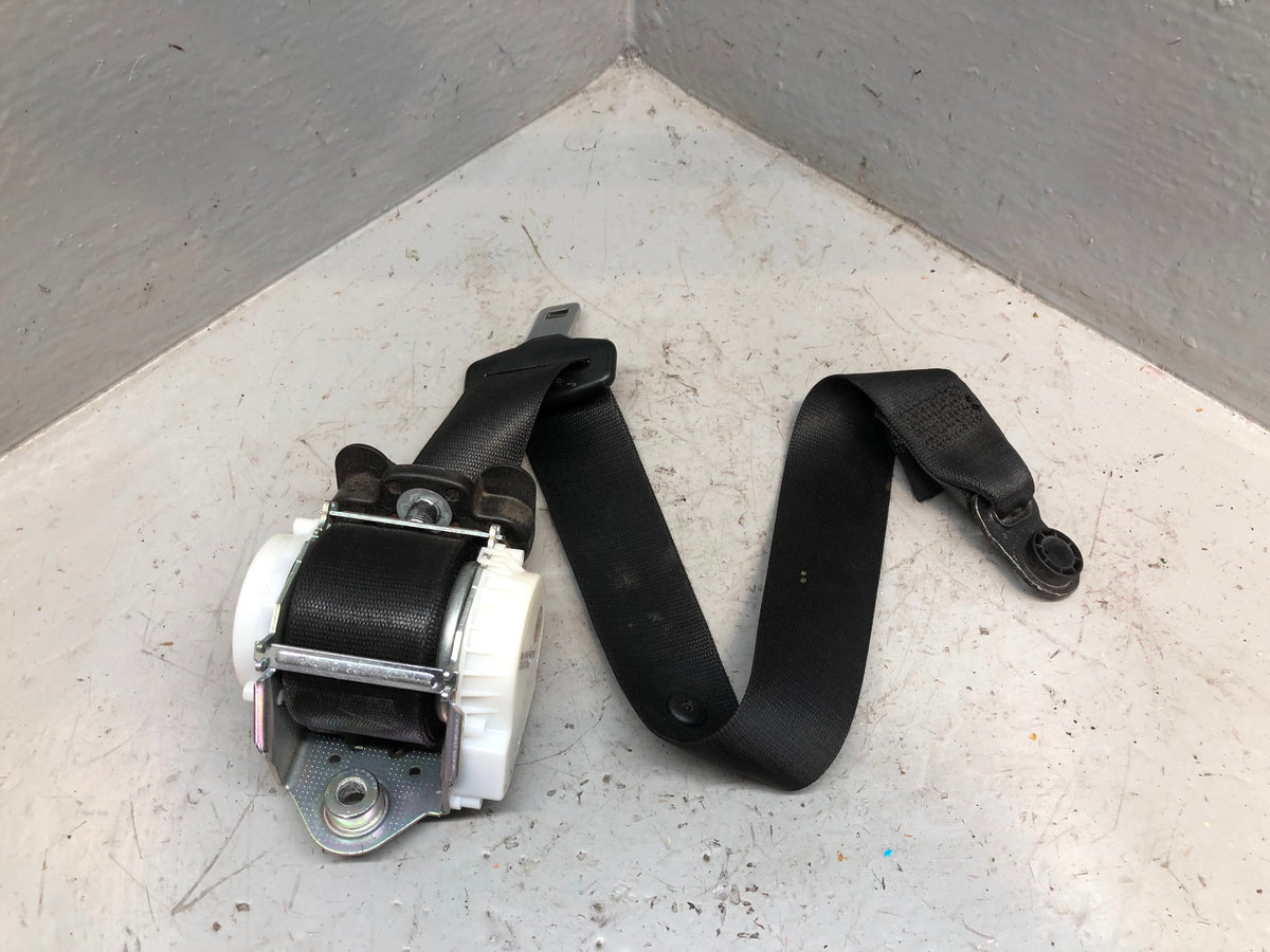 Jaguar XF Seat Belt Off Side Front Right in Black X250 2007 to 2015