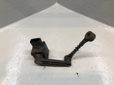 Discovery 3 Ride Height Sensor Front Off Side RQH500061 2004 to 2009