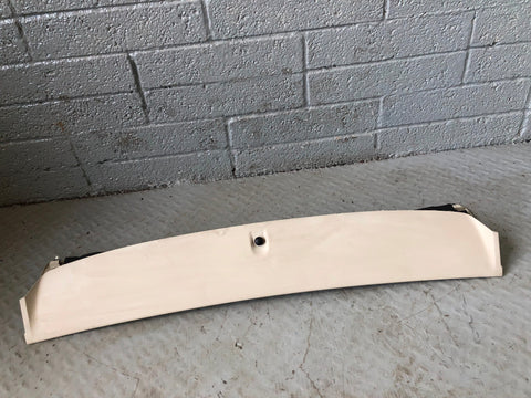 Range Rover L405 Upper Tailgate Trim in Ivory 2013 to 2017 Land Rover