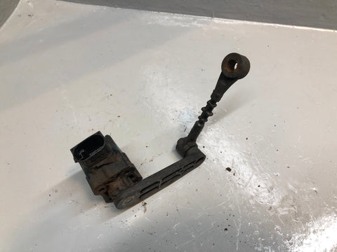 Discovery 3 Ride Height Sensor Front Off Side RQH500061 2004 to 2009