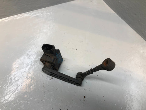 Discovery 3 Ride Height Sensor Front Off Side RQH500061 2004 to 2009