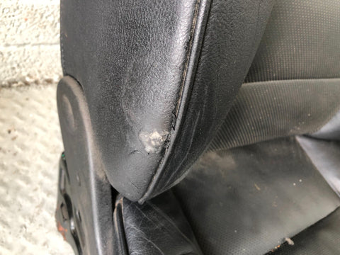 Discovery 2 Seats Black Manual Full Leather x5 Land Rover 1998 to 2004 R19026