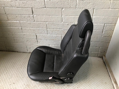 Discovery 2 Seats Black Manual Full Leather x5 Land Rover 1998 to 2004 R19026
