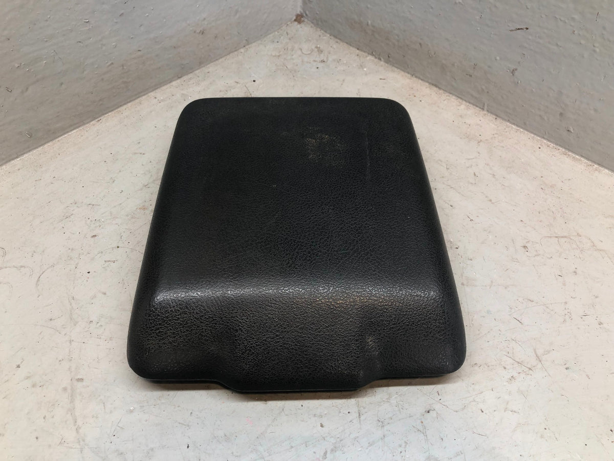 Discovery 2 Centre Console Lid Armrest Black Land Rover 1998 to 2004 30046