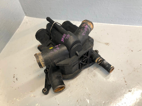 Range Rover Sport Thermostat Housing L322 L320 3.6 TDV8 6H4Q-8A586-DC LR004318