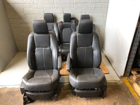 Discovery 4 HSE Seats Leather in Black Land Rover 2014 to 2016 Facelift K19085