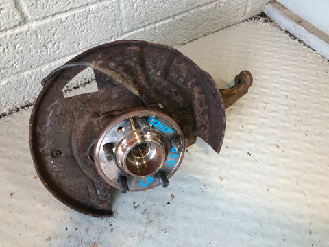 Discovery 3 Hub Near Side Front with ABS Sensor Land Rover 2004 to 2009 K28115