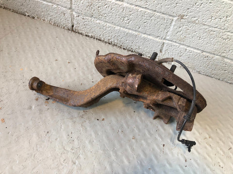 Discovery 3 Hub Near Side Front with ABS Sensor Land Rover 2004 to 2009 K28115