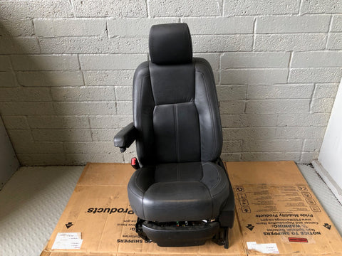 Discovery 4 HSE Seats Leather in Black Land Rover 2014 to 2016 Facelift K19085