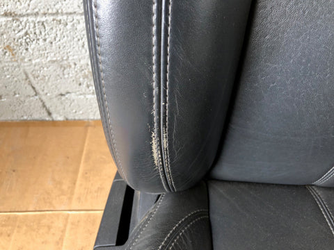 Discovery 4 HSE Seats Leather in Black Land Rover 2014 to 2016 Facelift K19085